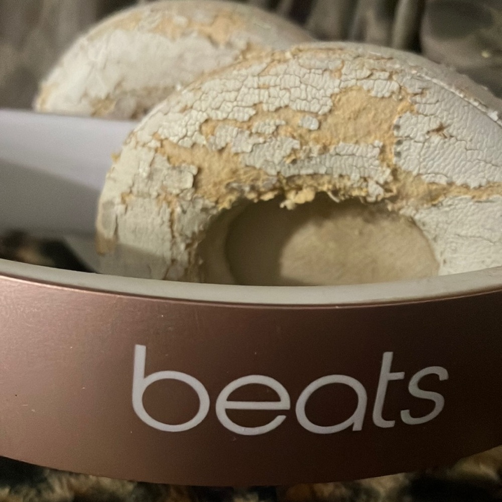 Over-Ear Headphones in Rose Gold